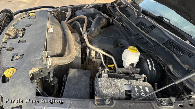 image for item ES5533 2019 RAM 1500 Ext. Cab pickup truck