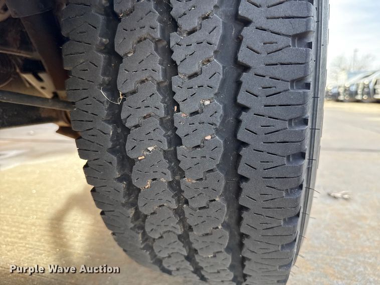 image for item ES5533 2019 RAM 1500 Ext. Cab pickup truck