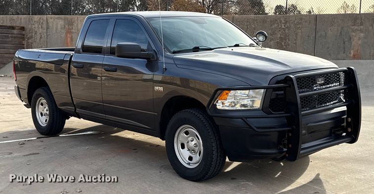 image for item ES5534 2019 RAM  1500 Ext. Cab pickup truck