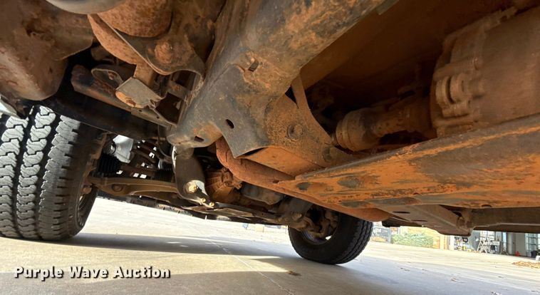 image for item ES5534 2019 RAM  1500 Ext. Cab pickup truck