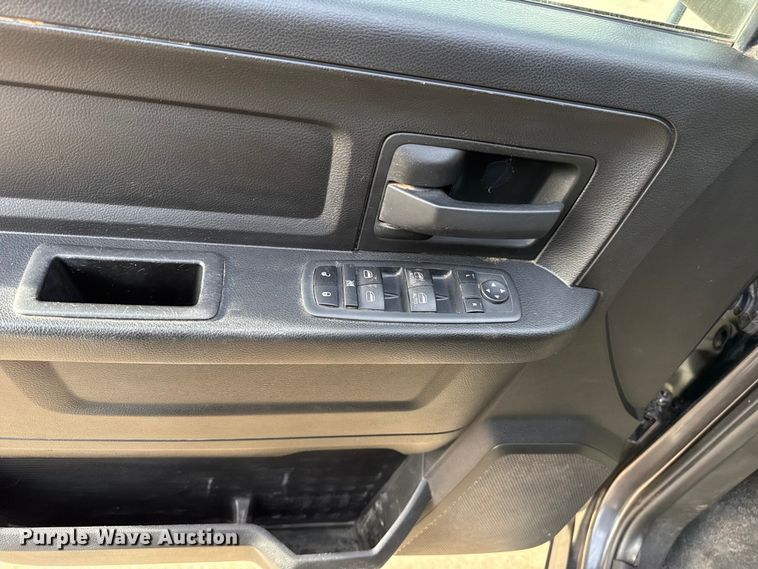 image for item ES5534 2019 RAM  1500 Ext. Cab pickup truck