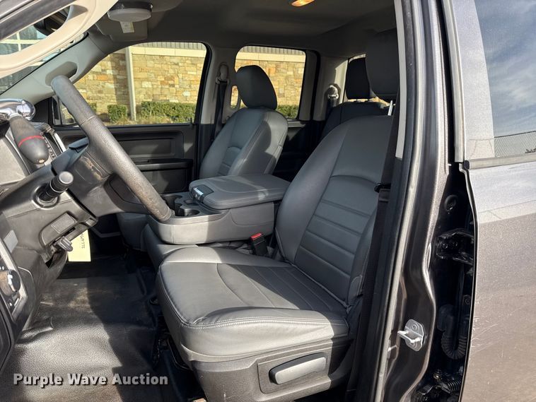 image for item ES5534 2019 RAM  1500 Ext. Cab pickup truck