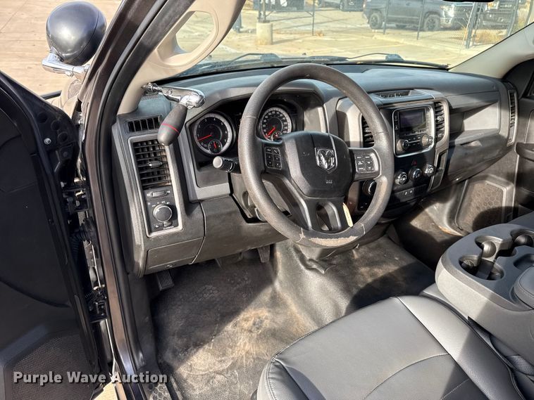 image for item ES5534 2019 RAM  1500 Ext. Cab pickup truck