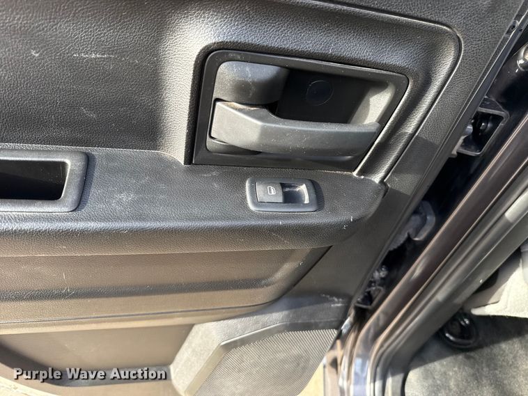 image for item ES5534 2019 RAM  1500 Ext. Cab pickup truck