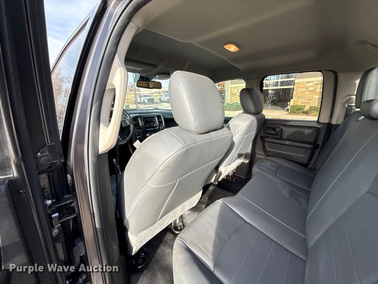 image for item ES5534 2019 RAM  1500 Ext. Cab pickup truck