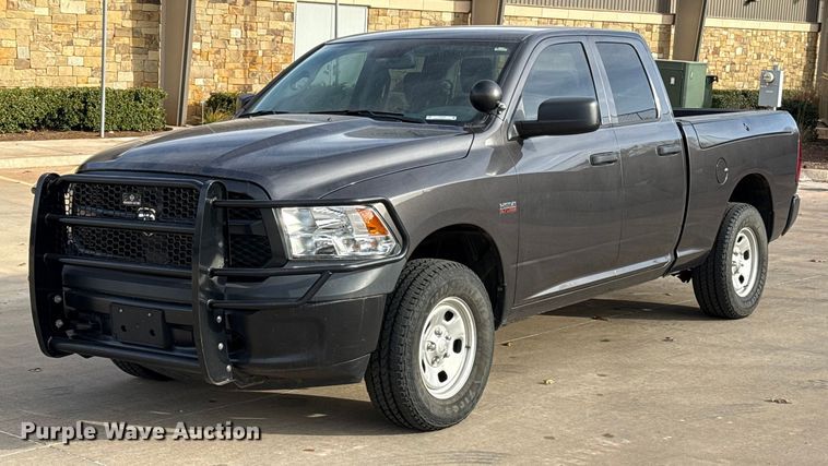 image for item ES5535 2019 RAM 1500 Ext. Cab pickup truck