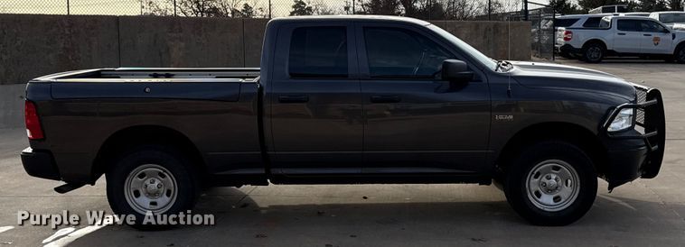 image for item ES5535 2019 RAM 1500 Ext. Cab pickup truck