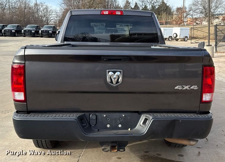 image for item ES5535 2019 RAM 1500 Ext. Cab pickup truck