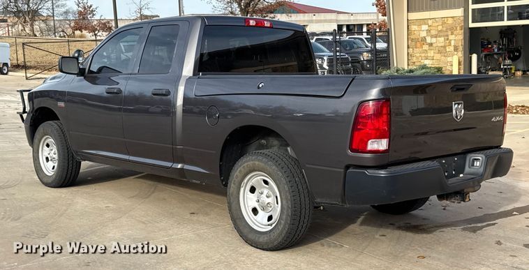 image for item ES5535 2019 RAM 1500 Ext. Cab pickup truck