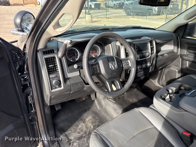 image for item ES5535 2019 RAM 1500 Ext. Cab pickup truck