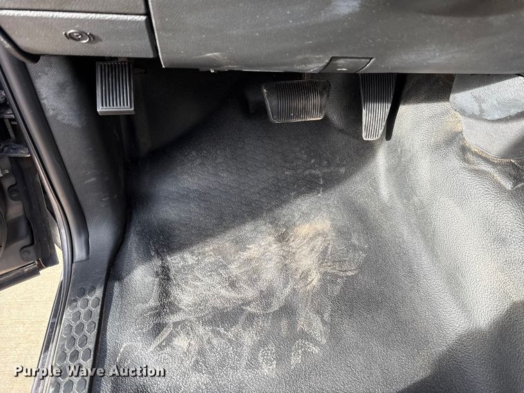 image for item ES5535 2019 RAM 1500 Ext. Cab pickup truck