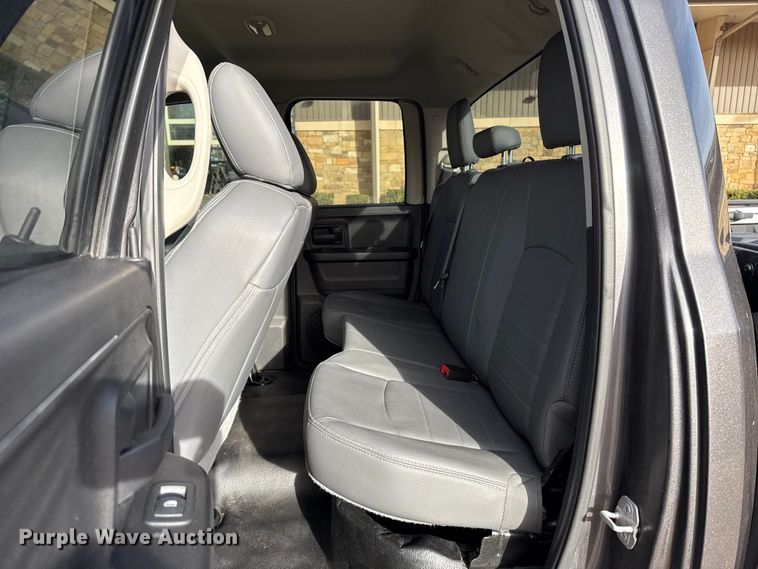 image for item ES5535 2019 RAM 1500 Ext. Cab pickup truck