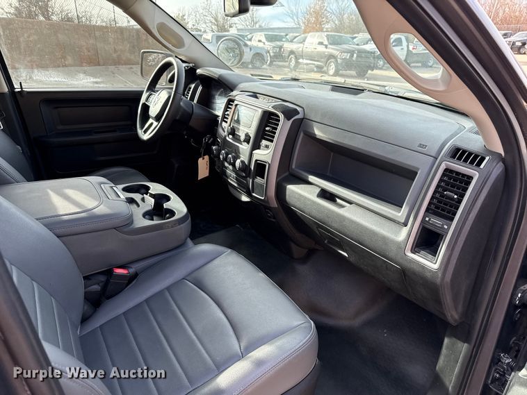 image for item ES5535 2019 RAM 1500 Ext. Cab pickup truck