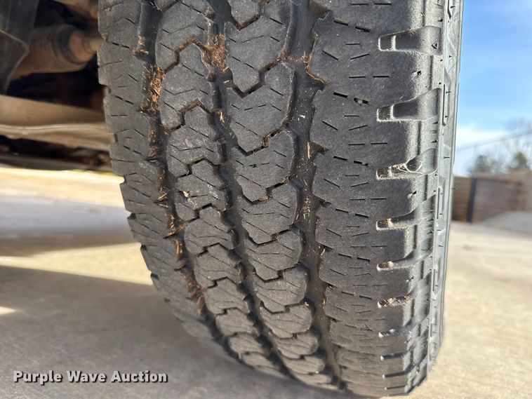 image for item ES5535 2019 RAM 1500 Ext. Cab pickup truck