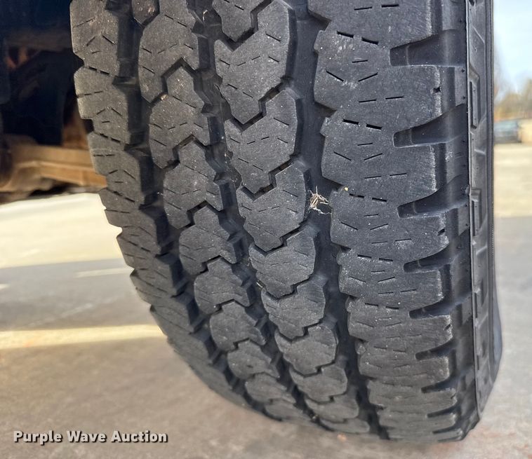 image for item ES5535 2019 RAM 1500 Ext. Cab pickup truck