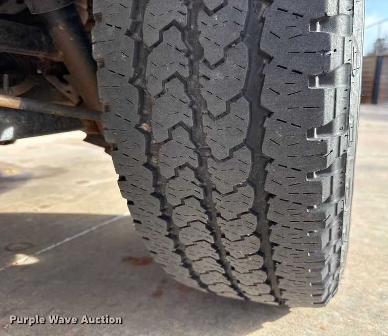 image for item ES5535 2019 RAM 1500 Ext. Cab pickup truck