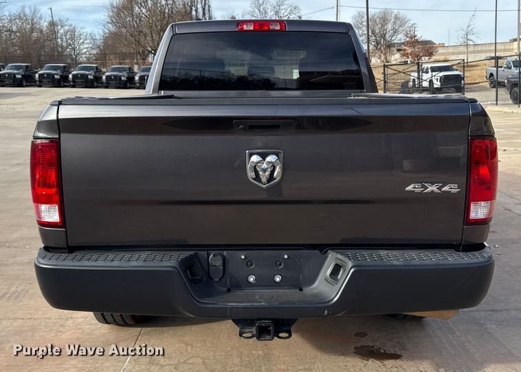 image for item ES5536 2021 RAM 1500 Ext. Cab pickup truck