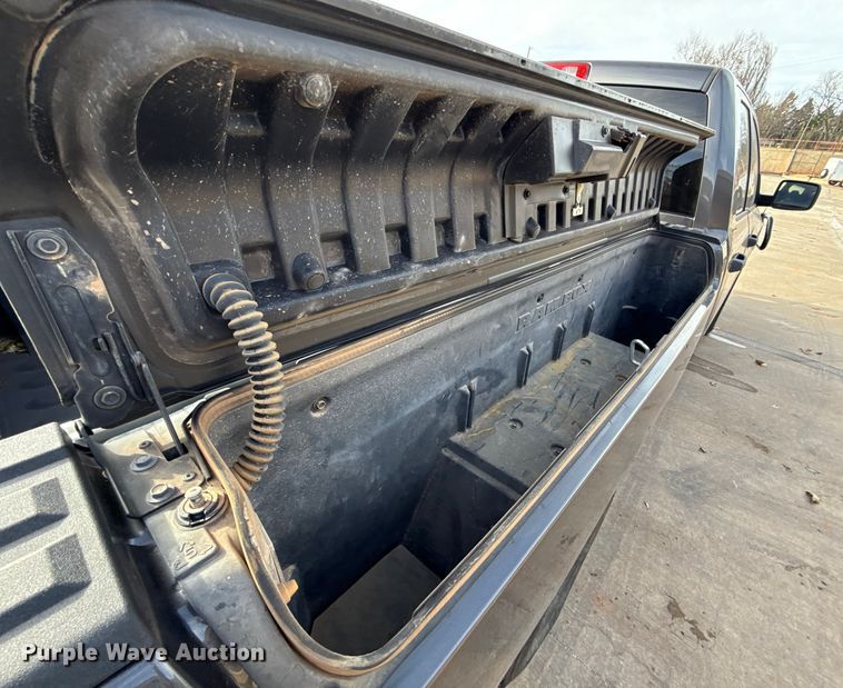 image for item ES5536 2021 RAM 1500 Ext. Cab pickup truck