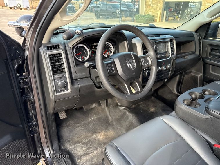 image for item ES5536 2021 RAM 1500 Ext. Cab pickup truck