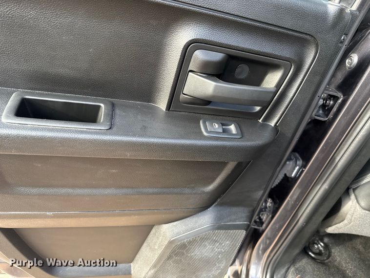 image for item ES5536 2021 RAM 1500 Ext. Cab pickup truck