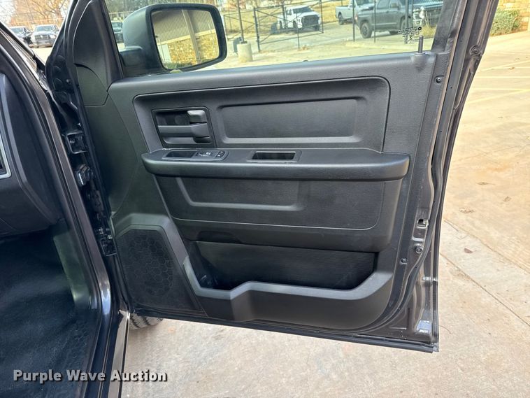 image for item ES5536 2021 RAM 1500 Ext. Cab pickup truck