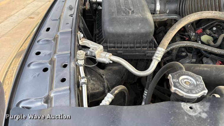 image for item ES5536 2021 RAM 1500 Ext. Cab pickup truck