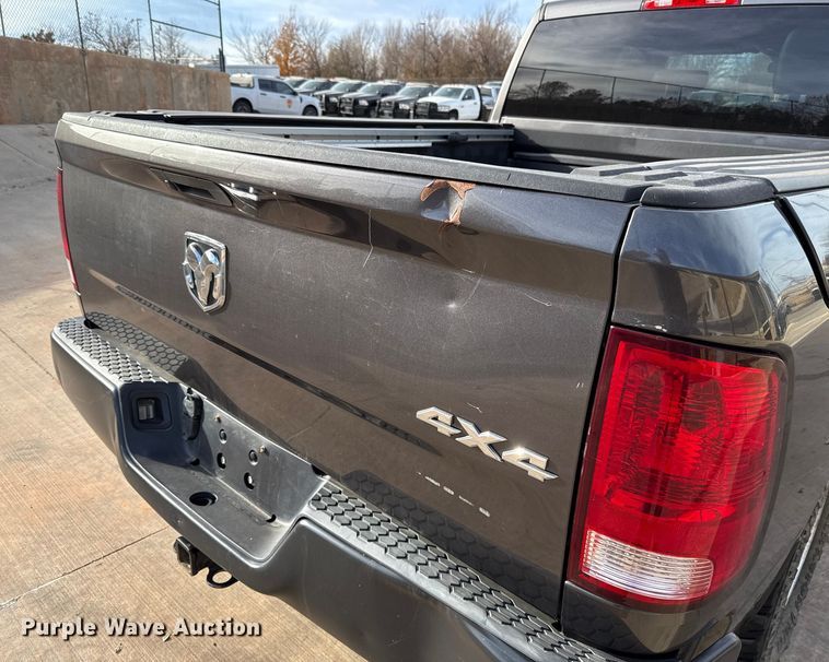 image for item ES5537 2021 RAM 1500 Ext. Cab pickup truck