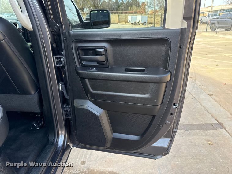 image for item ES5537 2021 RAM 1500 Ext. Cab pickup truck