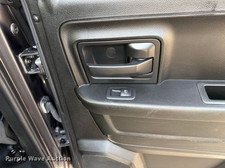 image for item ES5537 2021 RAM 1500 Ext. Cab pickup truck