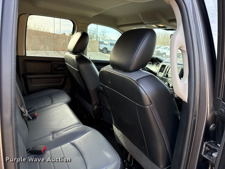 image for item ES5537 2021 RAM 1500 Ext. Cab pickup truck