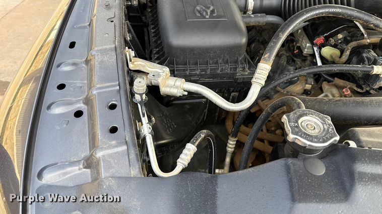 image for item ES5537 2021 RAM 1500 Ext. Cab pickup truck