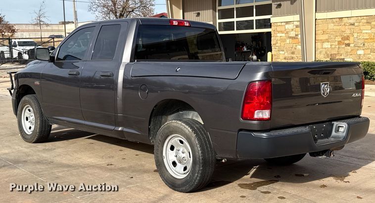 image for item ES5538 2019 RAM 1500 Ext. Cab pickup truck