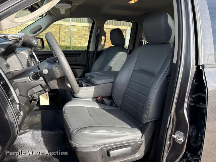 image for item ES5538 2019 RAM 1500 Ext. Cab pickup truck