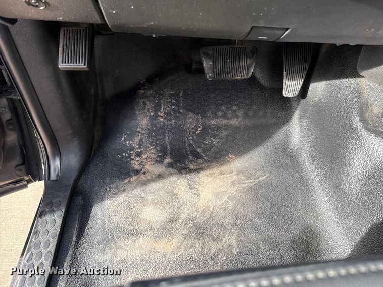 image for item ES5538 2019 RAM 1500 Ext. Cab pickup truck