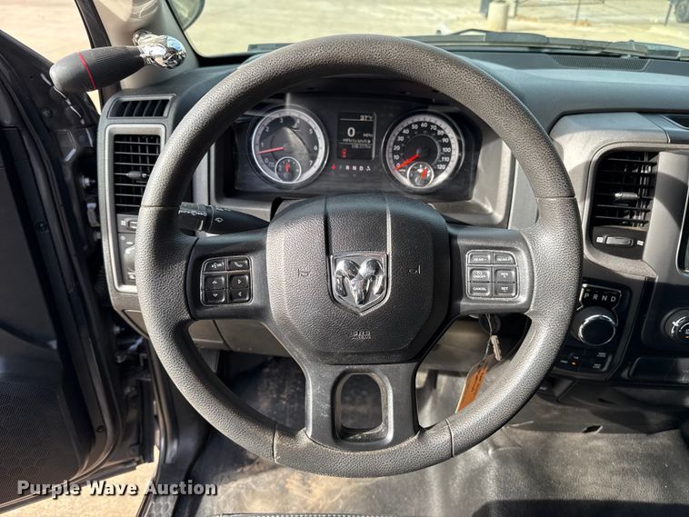 image for item ES5538 2019 RAM 1500 Ext. Cab pickup truck