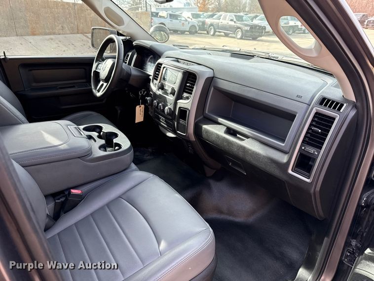 image for item ES5538 2019 RAM 1500 Ext. Cab pickup truck