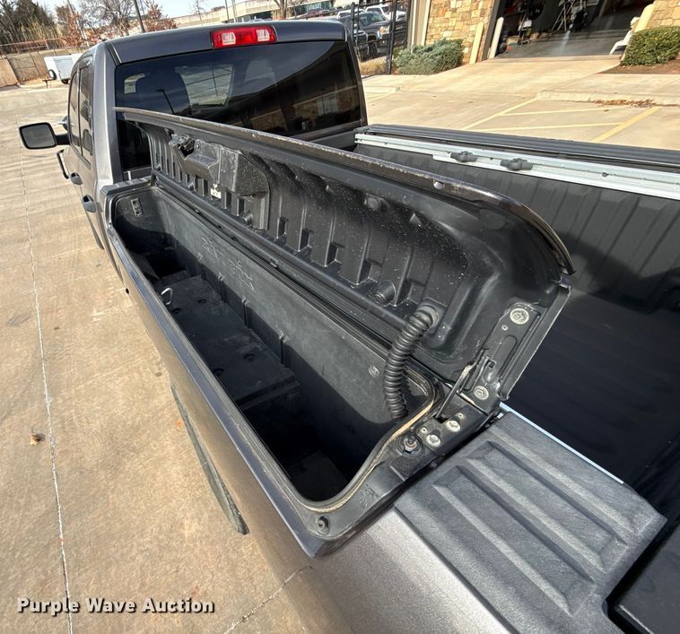 image for item ES5539 2019 RAM 1500 Ext. Cab pickup truck