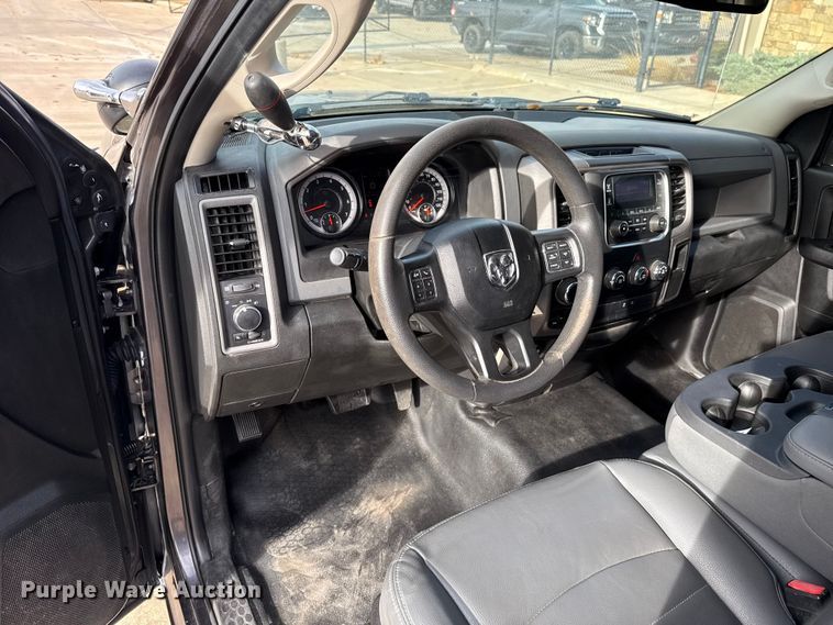 image for item ES5539 2019 RAM 1500 Ext. Cab pickup truck