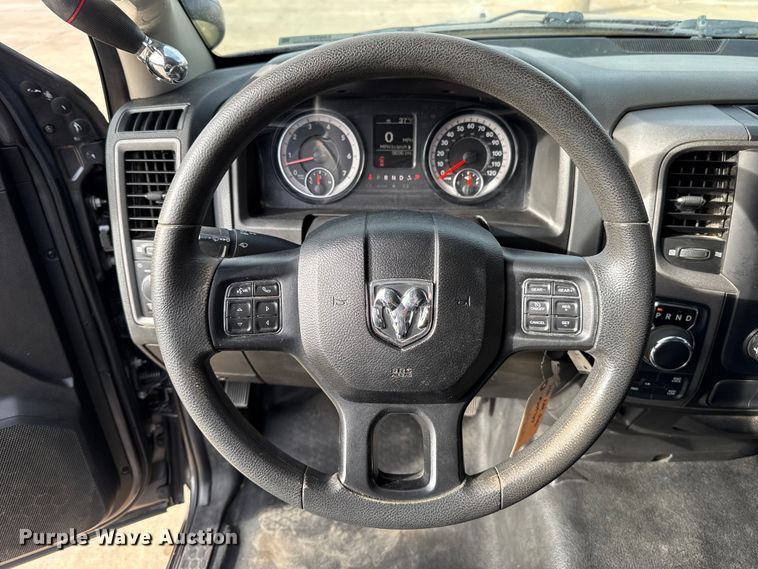 image for item ES5539 2019 RAM 1500 Ext. Cab pickup truck