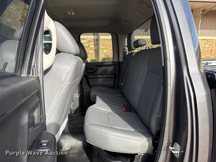 image for item ES5539 2019 RAM 1500 Ext. Cab pickup truck