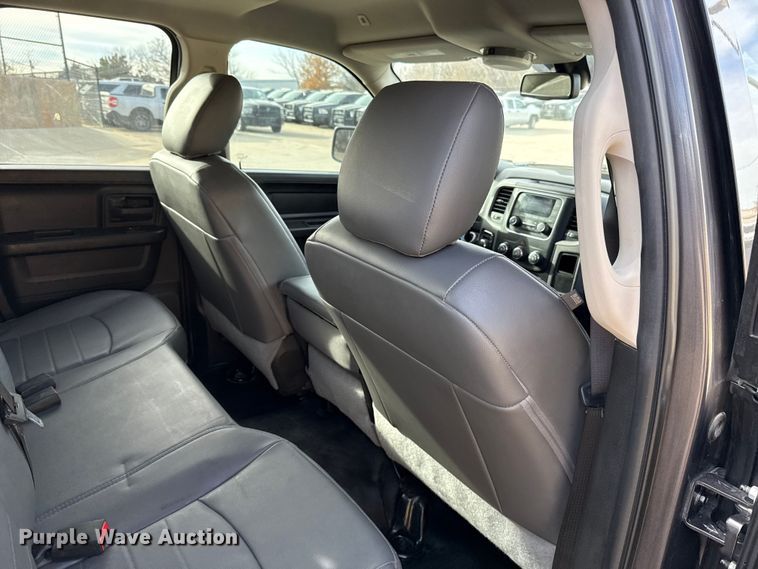 image for item ES5539 2019 RAM 1500 Ext. Cab pickup truck