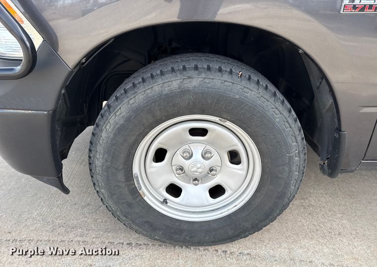 image for item ES5539 2019 RAM 1500 Ext. Cab pickup truck