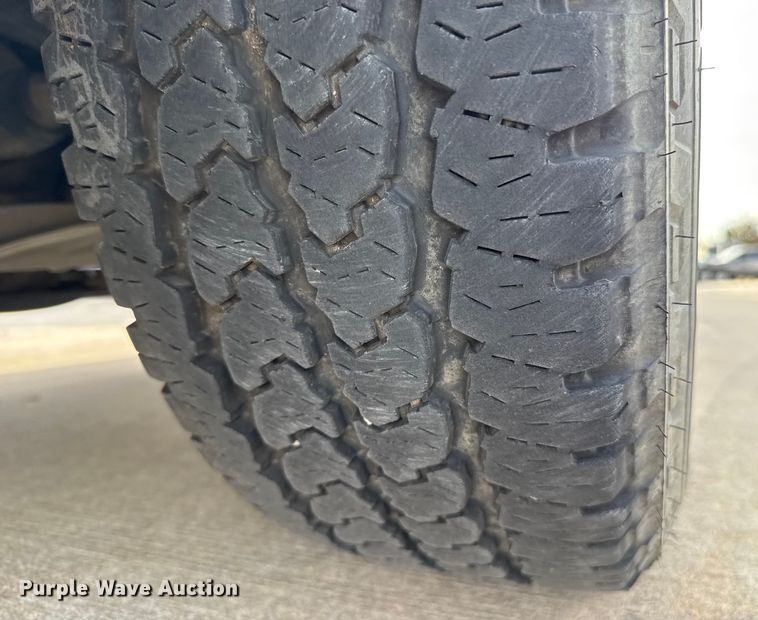 image for item ES5539 2019 RAM 1500 Ext. Cab pickup truck