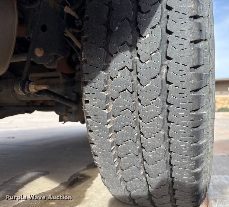 image for item ES5539 2019 RAM 1500 Ext. Cab pickup truck