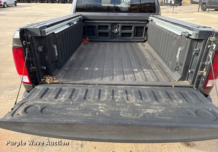 image for item ES5540 2019 RAM 1500 Ext. Cab pickup truck