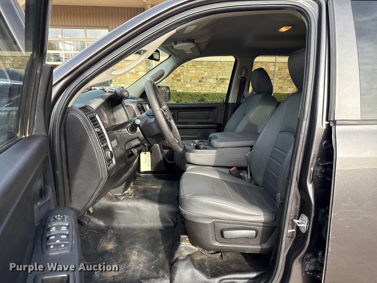 image for item ES5540 2019 RAM 1500 Ext. Cab pickup truck