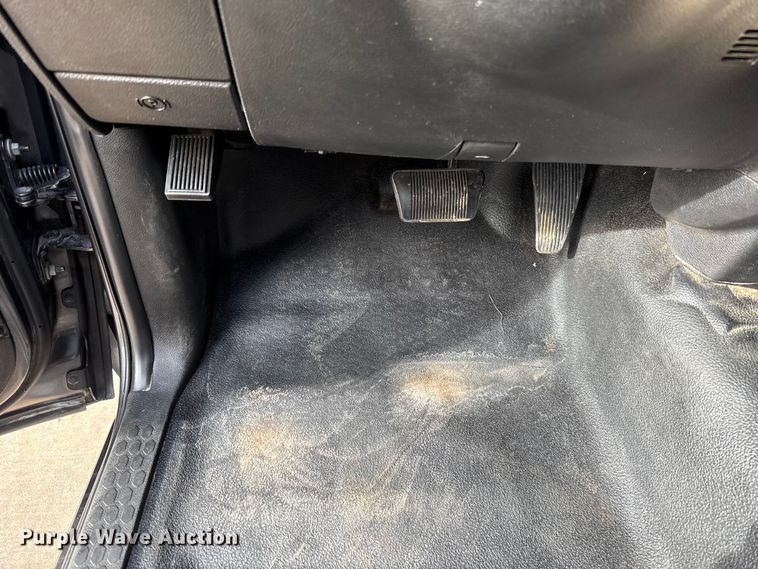 image for item ES5540 2019 RAM 1500 Ext. Cab pickup truck