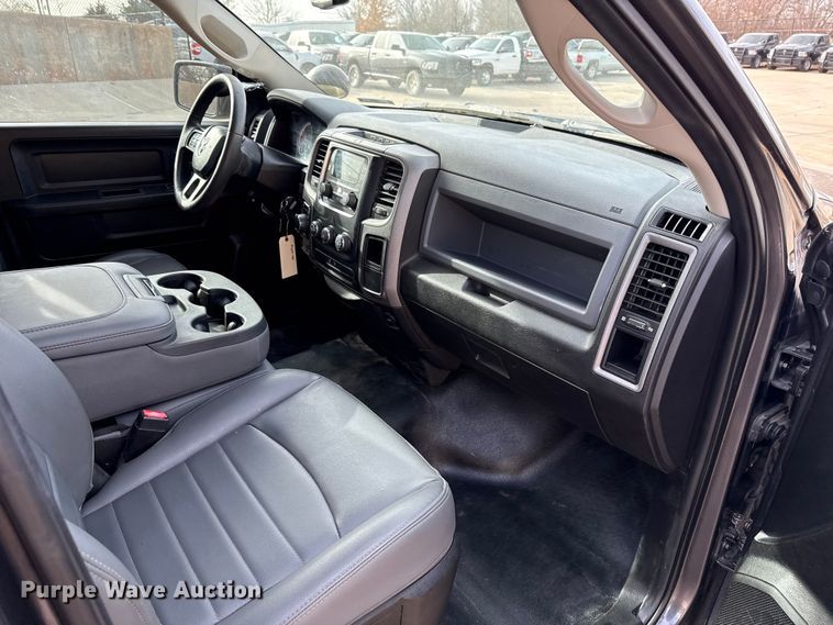 image for item ES5540 2019 RAM 1500 Ext. Cab pickup truck