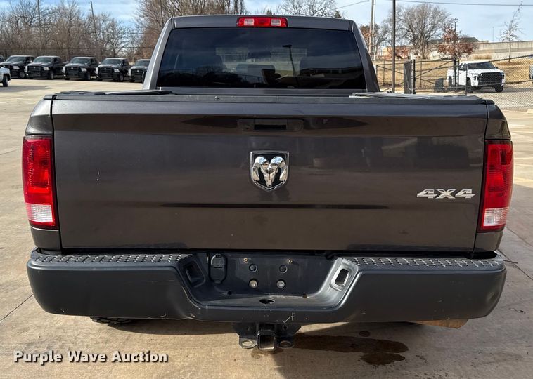 image for item ES5541 2020 RAM 1500 Ext. Cab pickup truck