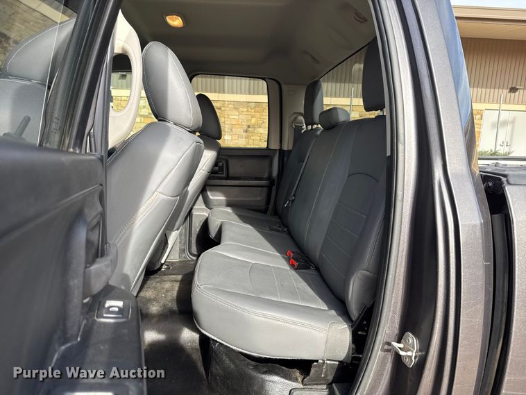 image for item ES5541 2020 RAM 1500 Ext. Cab pickup truck